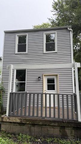 5636 Helen Street, Elmwood Place, OH 45216