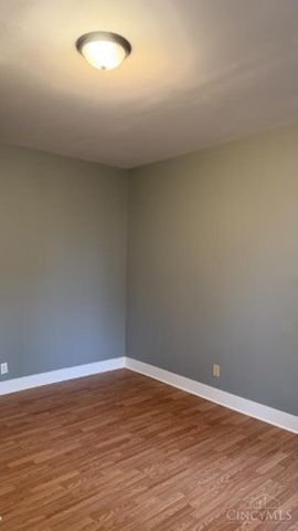 5636 Helen Street, Elmwood Place, OH 45216