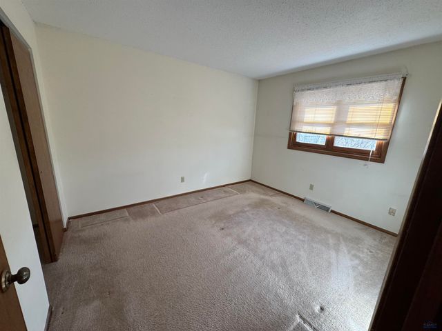 3625 ELM AVE, Rapid City, SD 57701