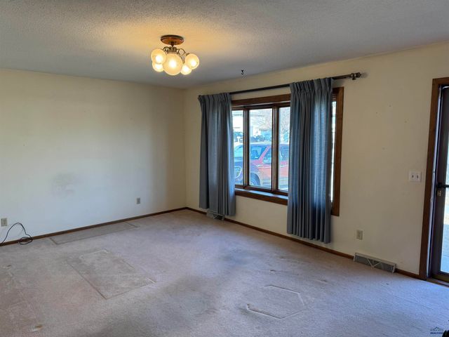 3625 ELM AVE, Rapid City, SD 57701