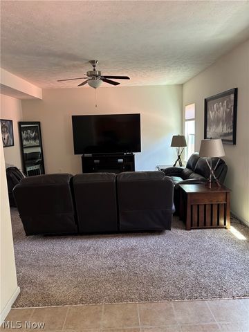 141 Fenwick Drive, Brunswick, OH 44212