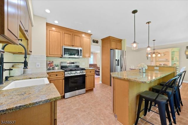 1087 Buxton Rd, Bridgewater Twp., NJ 08807