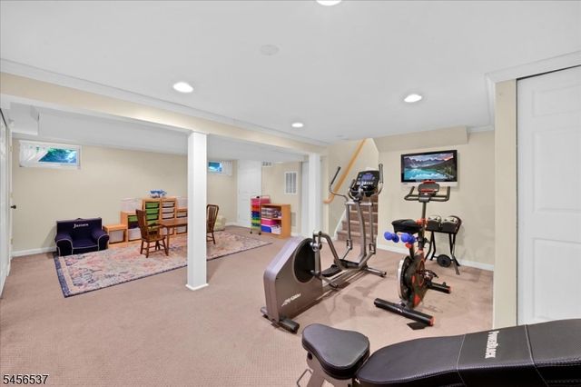 1087 Buxton Rd, Bridgewater Twp., NJ 08807