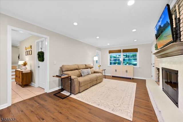 1087 Buxton Rd, Bridgewater Twp., NJ 08807