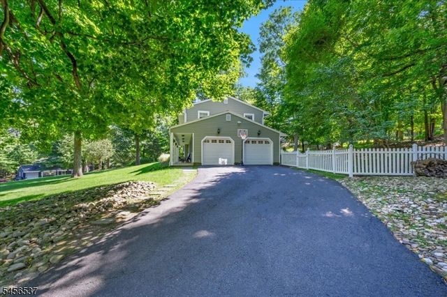 1087 Buxton Rd, Bridgewater Twp., NJ 08807