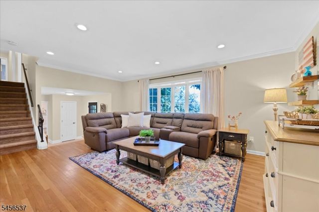 1087 Buxton Rd, Bridgewater Twp., NJ 08807