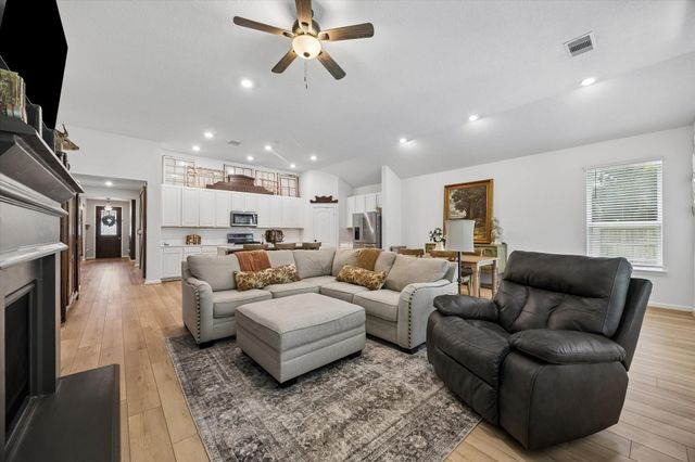 39200 Canyonville Court, Magnolia, TX 77354