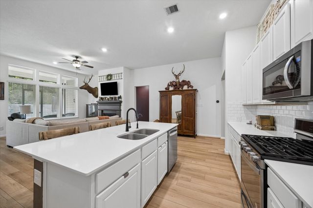 39200 Canyonville Court, Magnolia, TX 77354