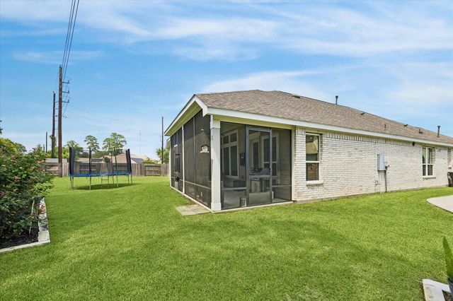 39200 Canyonville Court, Magnolia, TX 77354