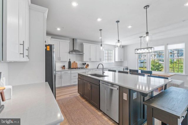 7 LEGACY DR, Owings Mills, MD 21117