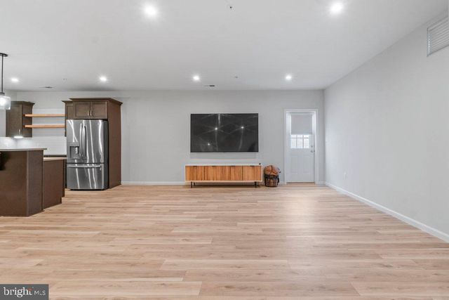 7 LEGACY DR, Owings Mills, MD 21117