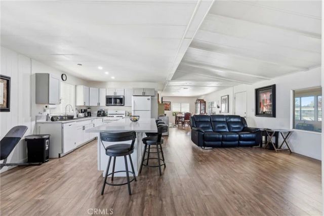 1456 E Philadelphia 132, Ontario, CA 91761