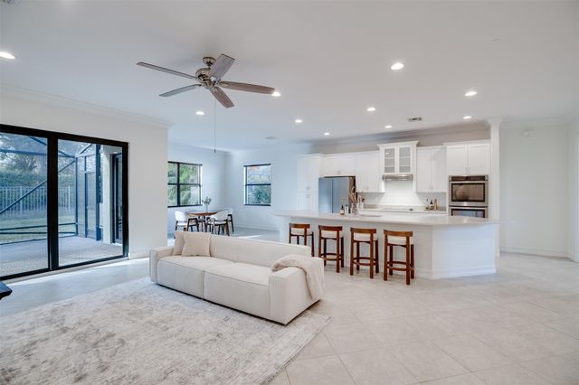 4985 55th Street, Vero Beach, FL 32967