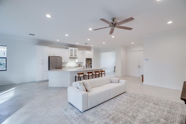 4985 55th Street, Vero Beach, FL 32967