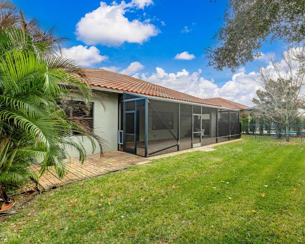 4985 55th Street, Vero Beach, FL 32967