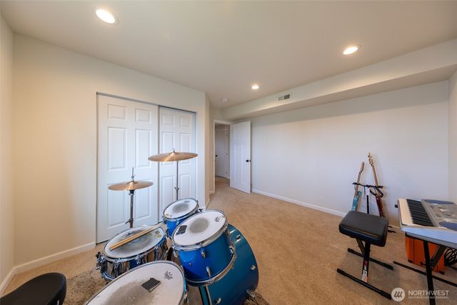 17420 73rd Drive NE, Arlington, WA 98223