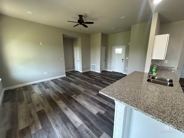 8736 Lockridge Road, Foley, AL 36535