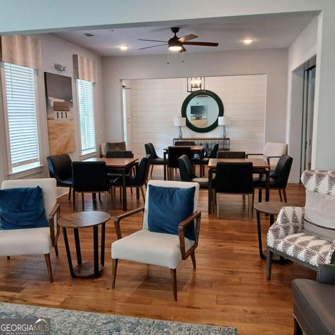 105 Sheridan Drive, Woodstock, GA 30189