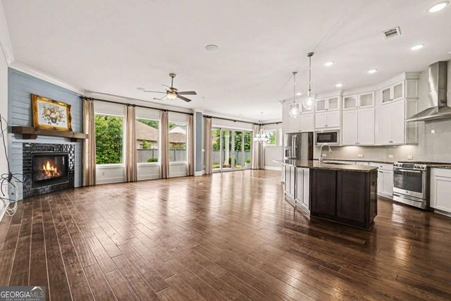 105 Sheridan Drive, Woodstock, GA 30189