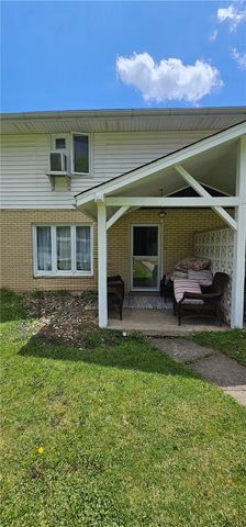1308,1310,1312,1314 Willowbrook Rd, Shenango Twp, PA 16101