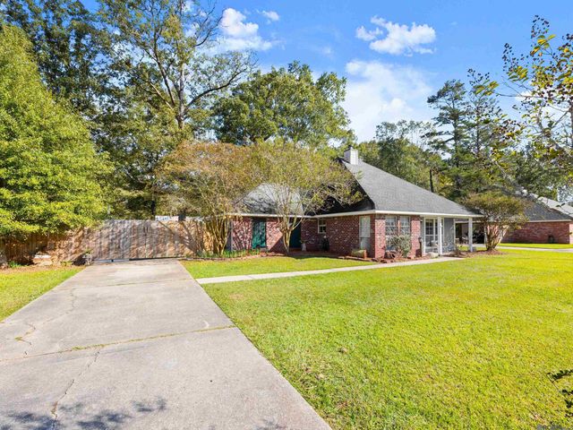 32606 Madeline Dr, Denham Springs, LA 70706