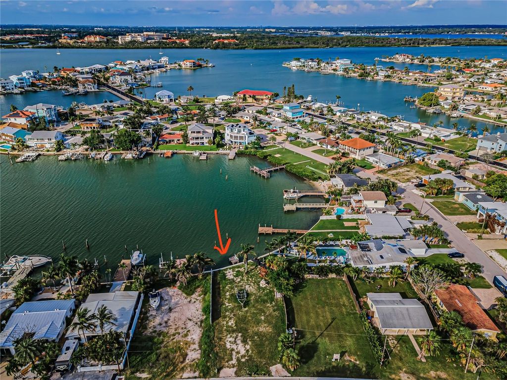 14035 E PARSLEY DRIVE, Madeira Beach, FL 33708