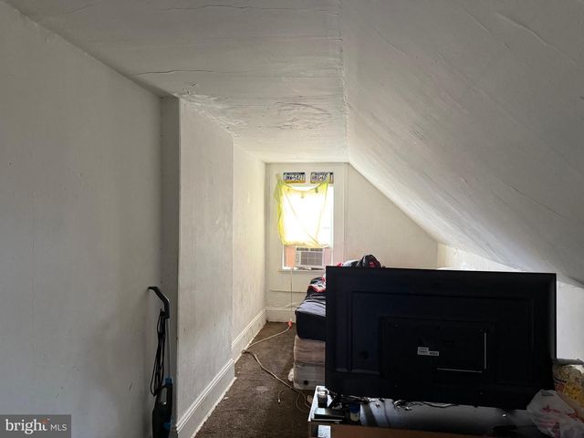 701 HAWS AVE, Norristown, PA 19401