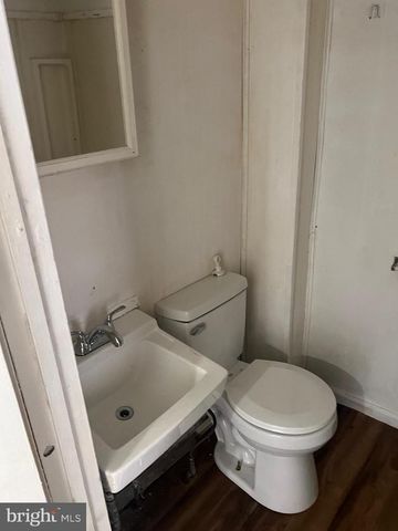 701 HAWS AVE, Norristown, PA 19401