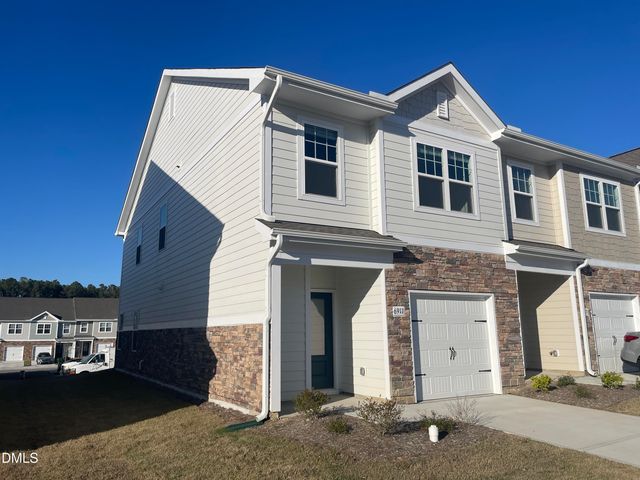 6911 Outfall Point Lane, Raleigh, NC 27616