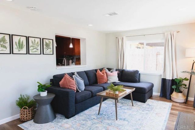 2819 Cottingham Street, Oceanside, CA 92054