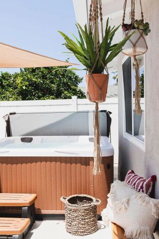 2819 Cottingham Street, Oceanside, CA 92054