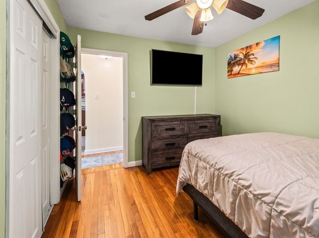 14 Orton St, Worcester, MA 01604