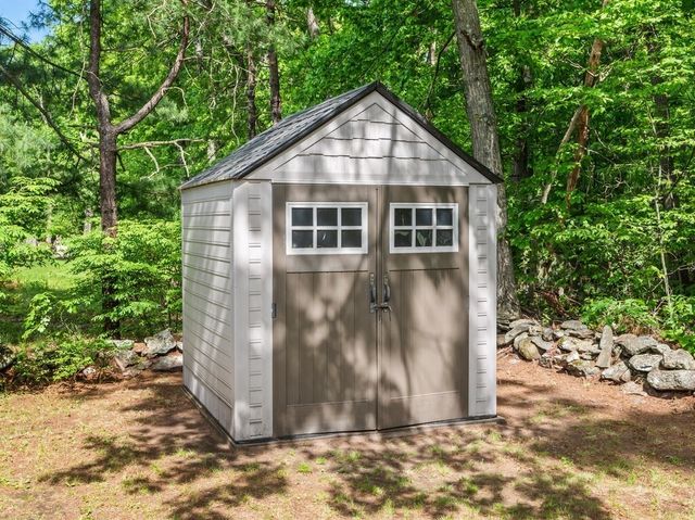 14 Orton St, Worcester, MA 01604