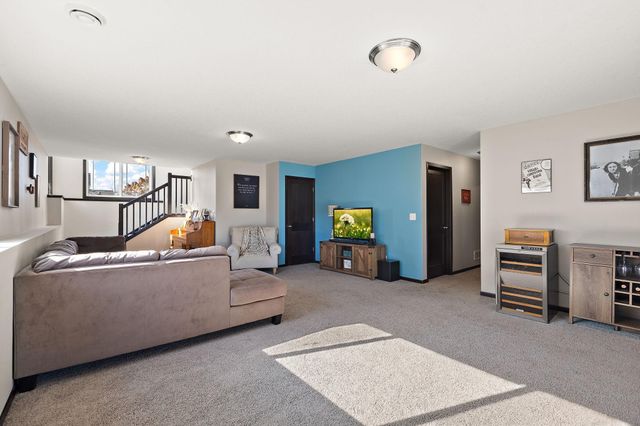 3311 224th Street W, Farmington, MN 55024