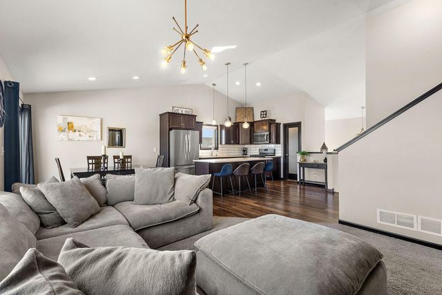 3311 224th Street W, Farmington, MN 55024