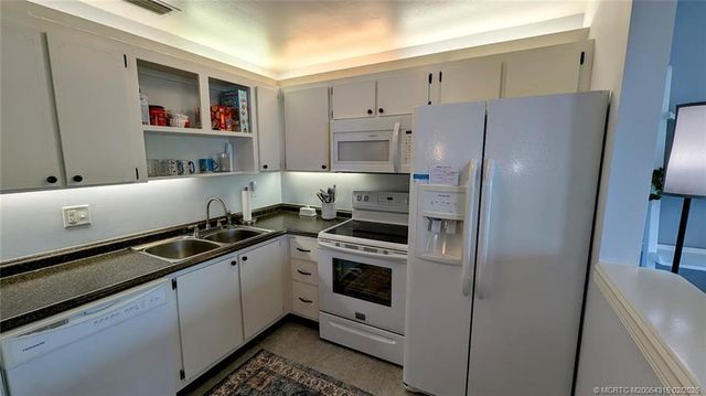 2600 SE Ocean Boulevard U4, Stuart, FL 34996