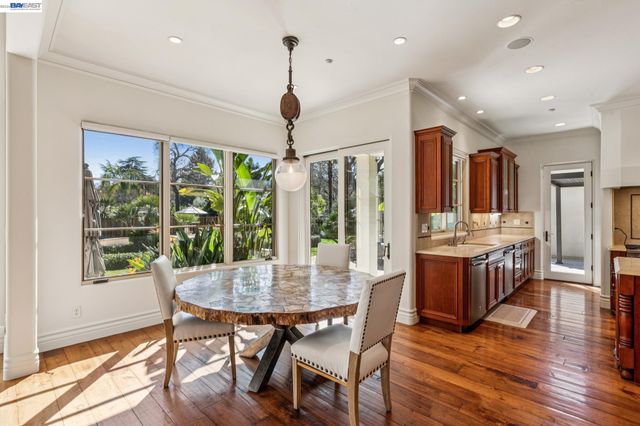 1439 Vine Ln, Alamo, CA 94507