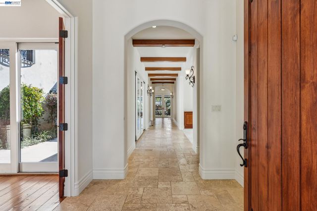 1439 Vine Ln, Alamo, CA 94507