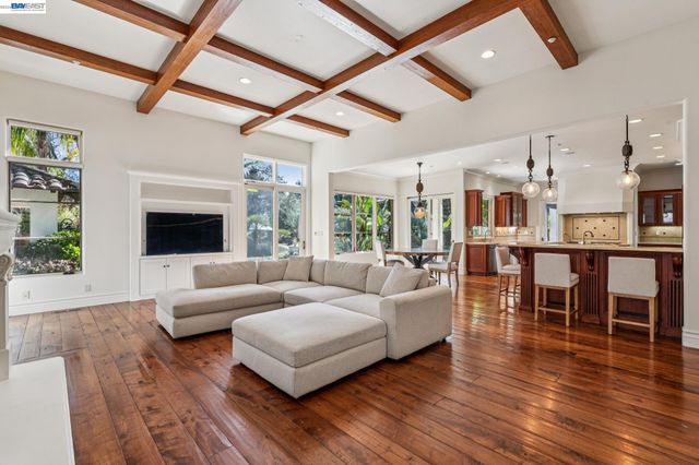 1439 Vine Ln, Alamo, CA 94507