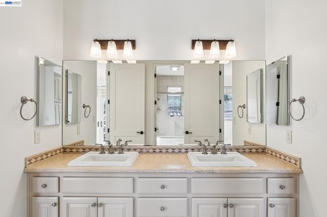 1439 Vine Ln, Alamo, CA 94507