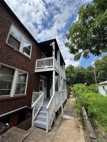 4048 Giles Avenue, St Louis, MO 63116