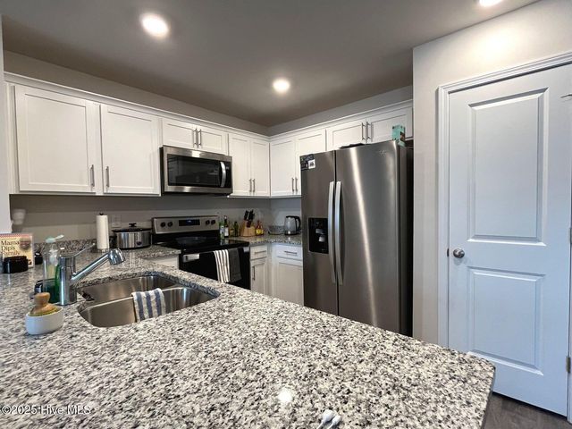 2705 Gracie Lane, Carthage, NC 28327