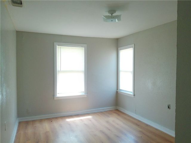 3549 Cypress St, Corpus Christi, TX 78411