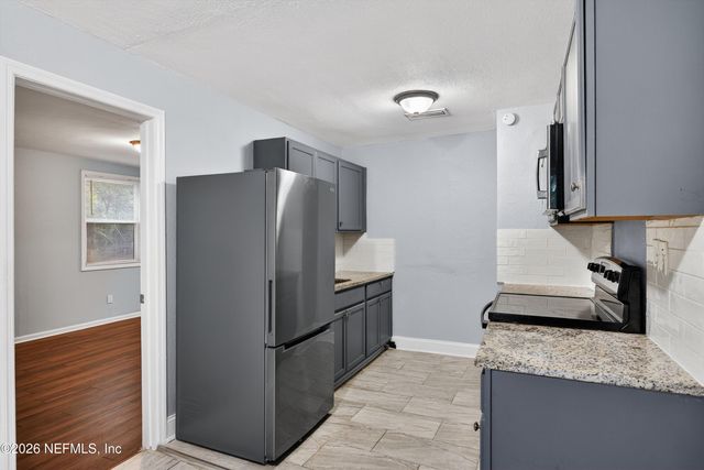 3425 GREENBRIER Drive, Jacksonville, FL 32254