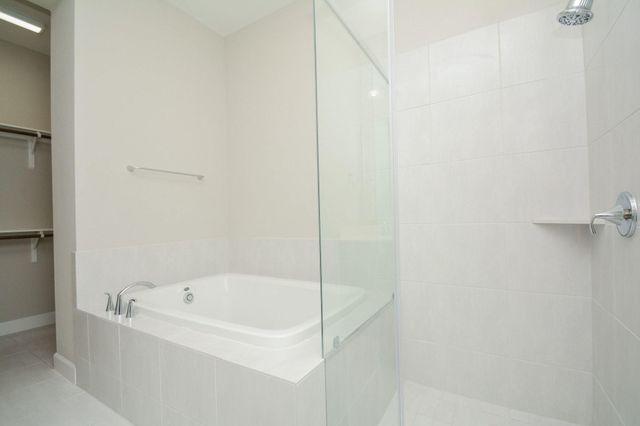 2214 Bridgeport Path Drive, Missouri City, TX 77459