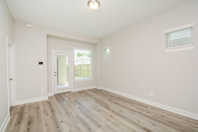 2214 Bridgeport Path Drive, Missouri City, TX 77459