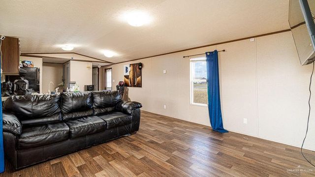 1114 Lauren Avenue, Weslaco, TX 78596