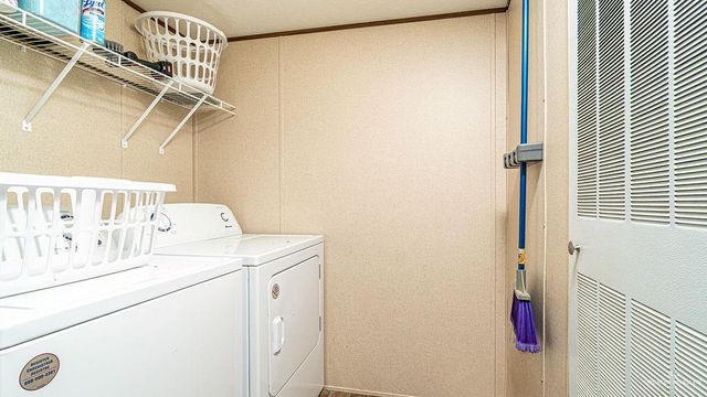 1114 Lauren Avenue, Weslaco, TX 78596