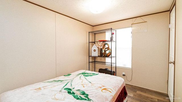 1114 Lauren Avenue, Weslaco, TX 78596