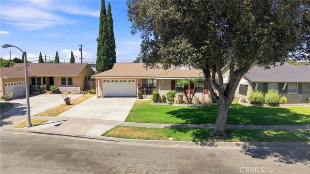 1119 S Adams, Fullerton, CA 92832